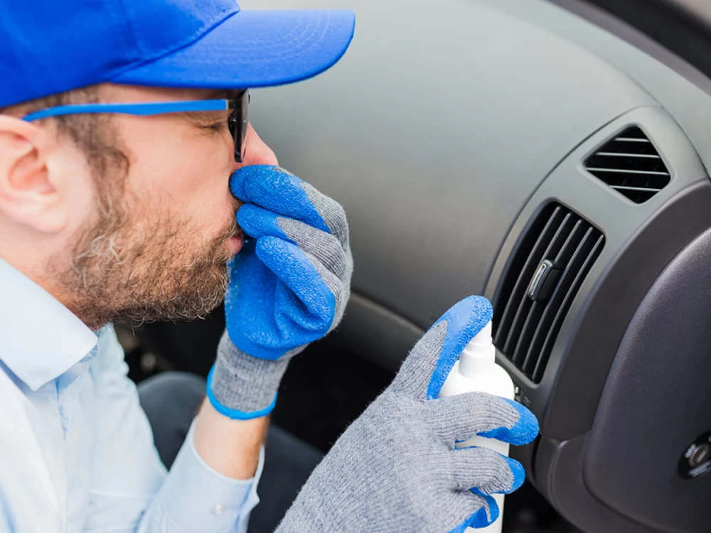 بوی سوختگی داخل کابین