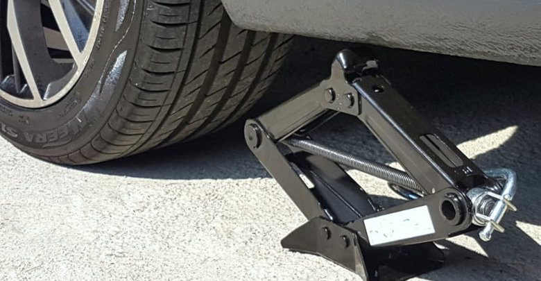 چگونه با جک هیدرولیک خودرو ایمن کار کنیم؟