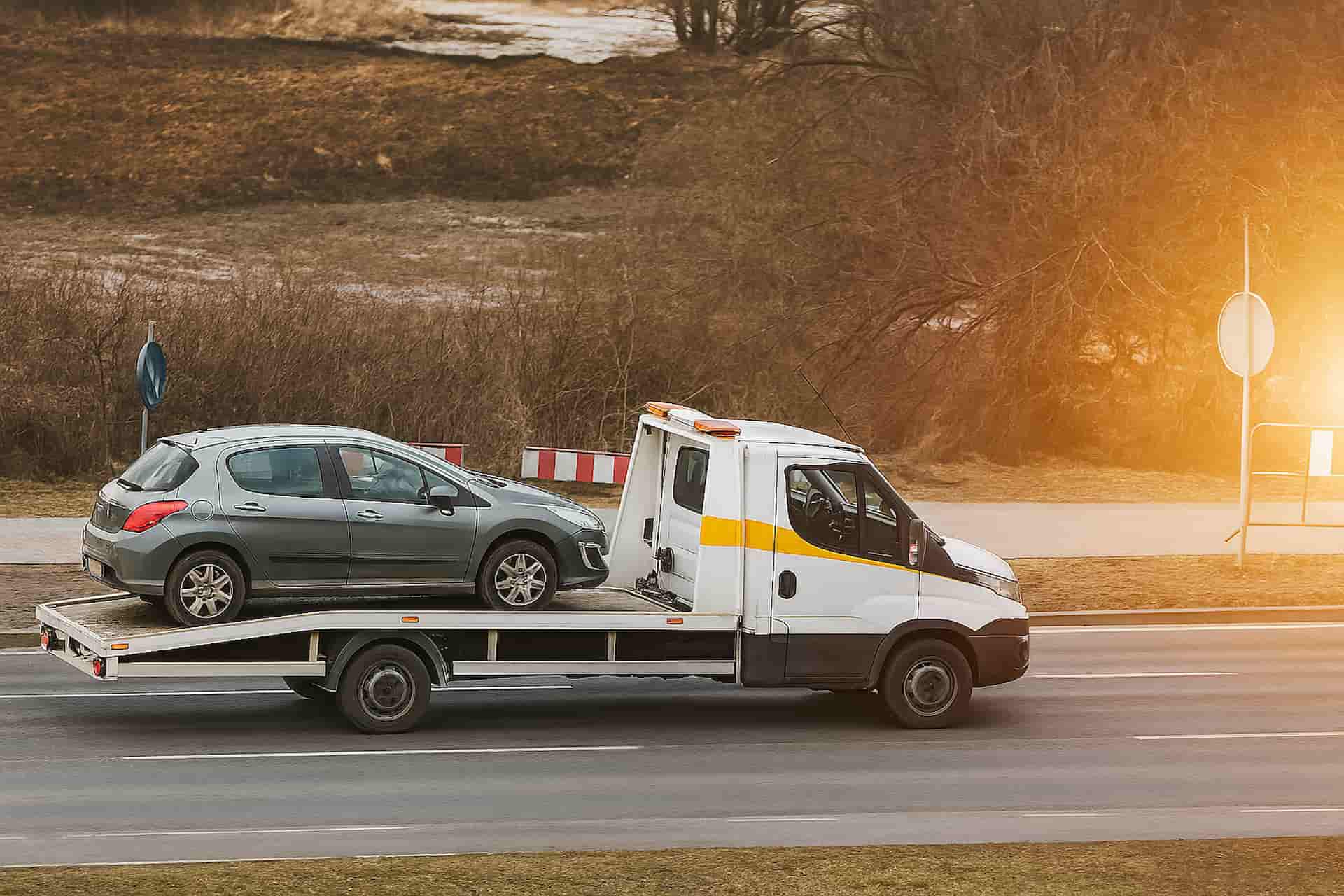 تفاوت خدمات رایگان و غیر رایگان امداد خودرو