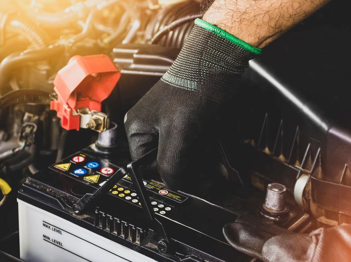 بهترین روش‌ های روشن کردن خودرو با باتری کمکی