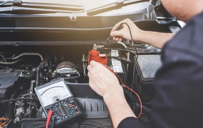 چگونه افت ولتاژ برق خودرو را تشخیص دهیم؟