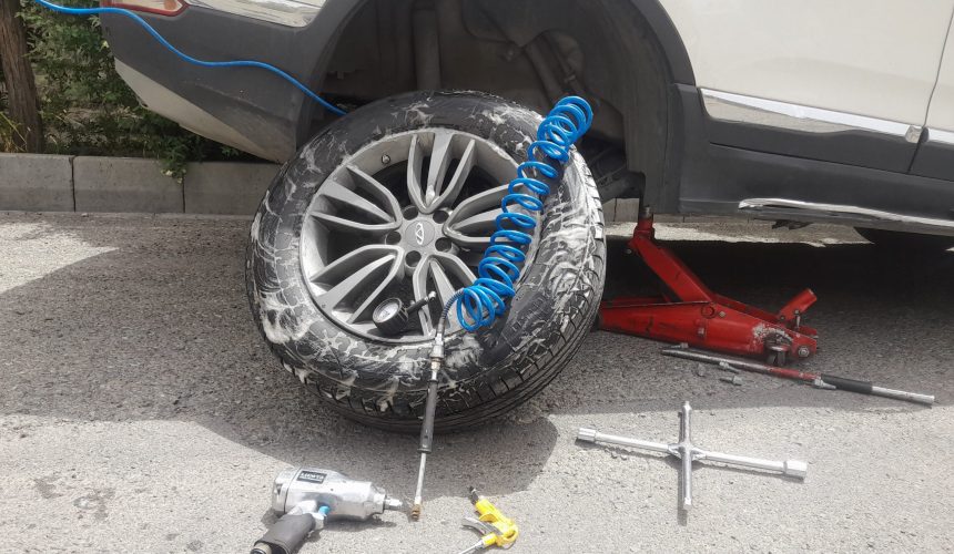 چگونه محل دقیق پنچری را پیدا کنیم؟